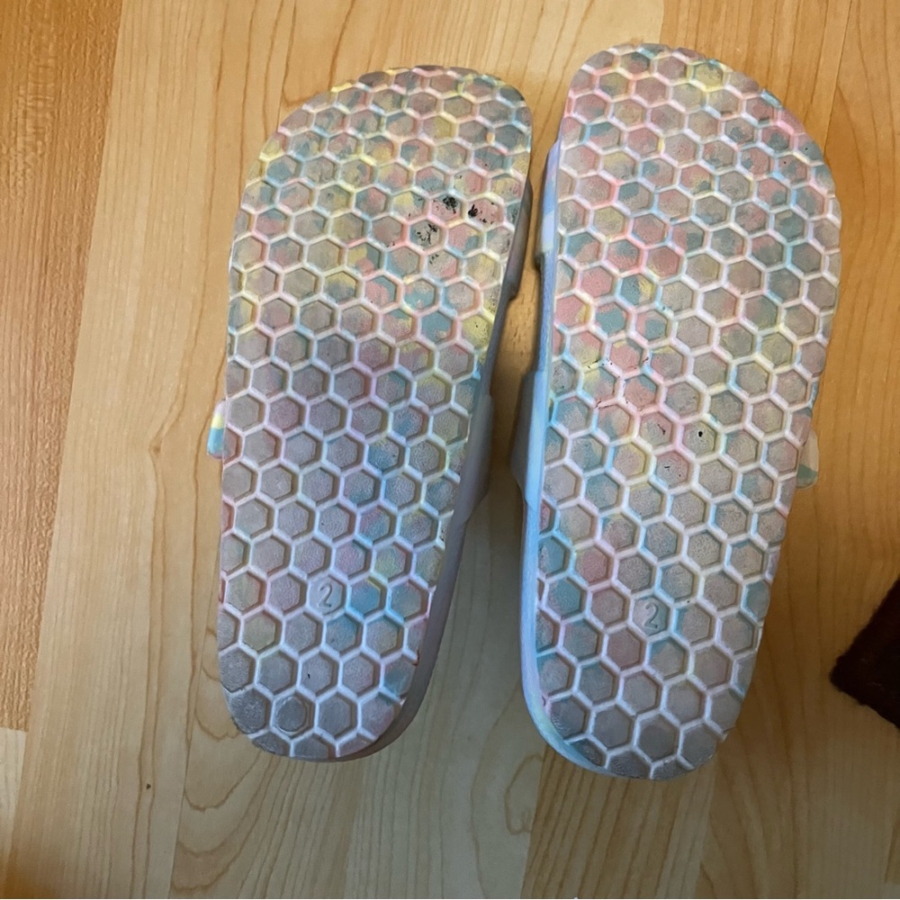 Girls Noah Contoured Footbed Sandals EUC - Picture 4 of 8